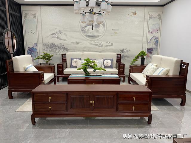 新中式沙发——乌金木家具满身流光溢彩创造一方雅韵空间(图1)